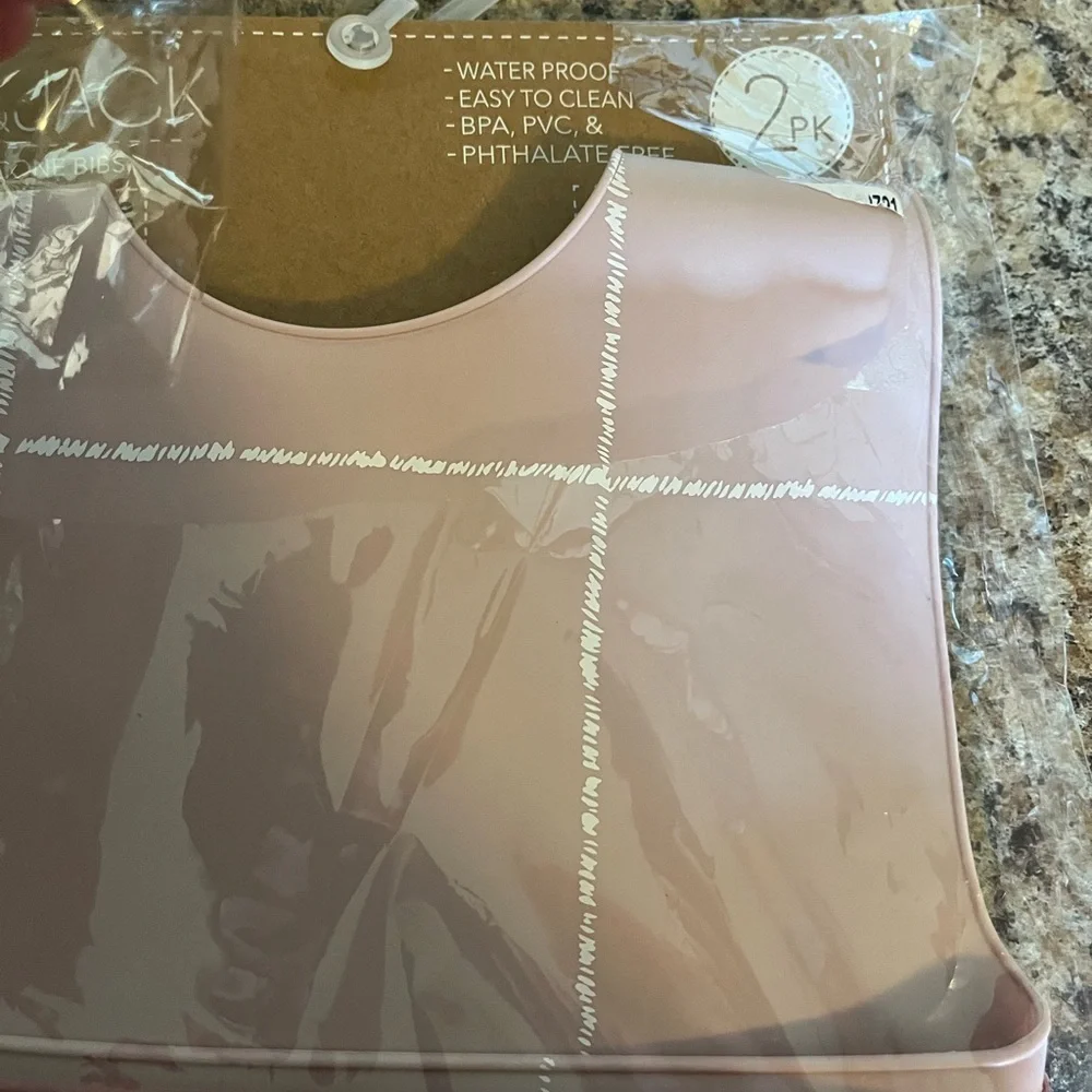 Lila &‎ Jack 2 pk silicone bibs